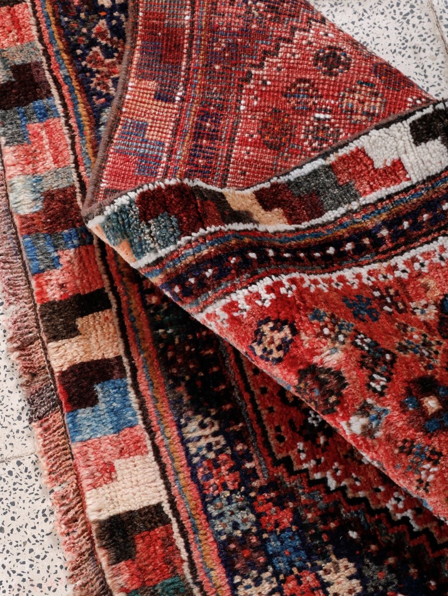 Persian Shiraz Rug | 3' 6” x 5' 1