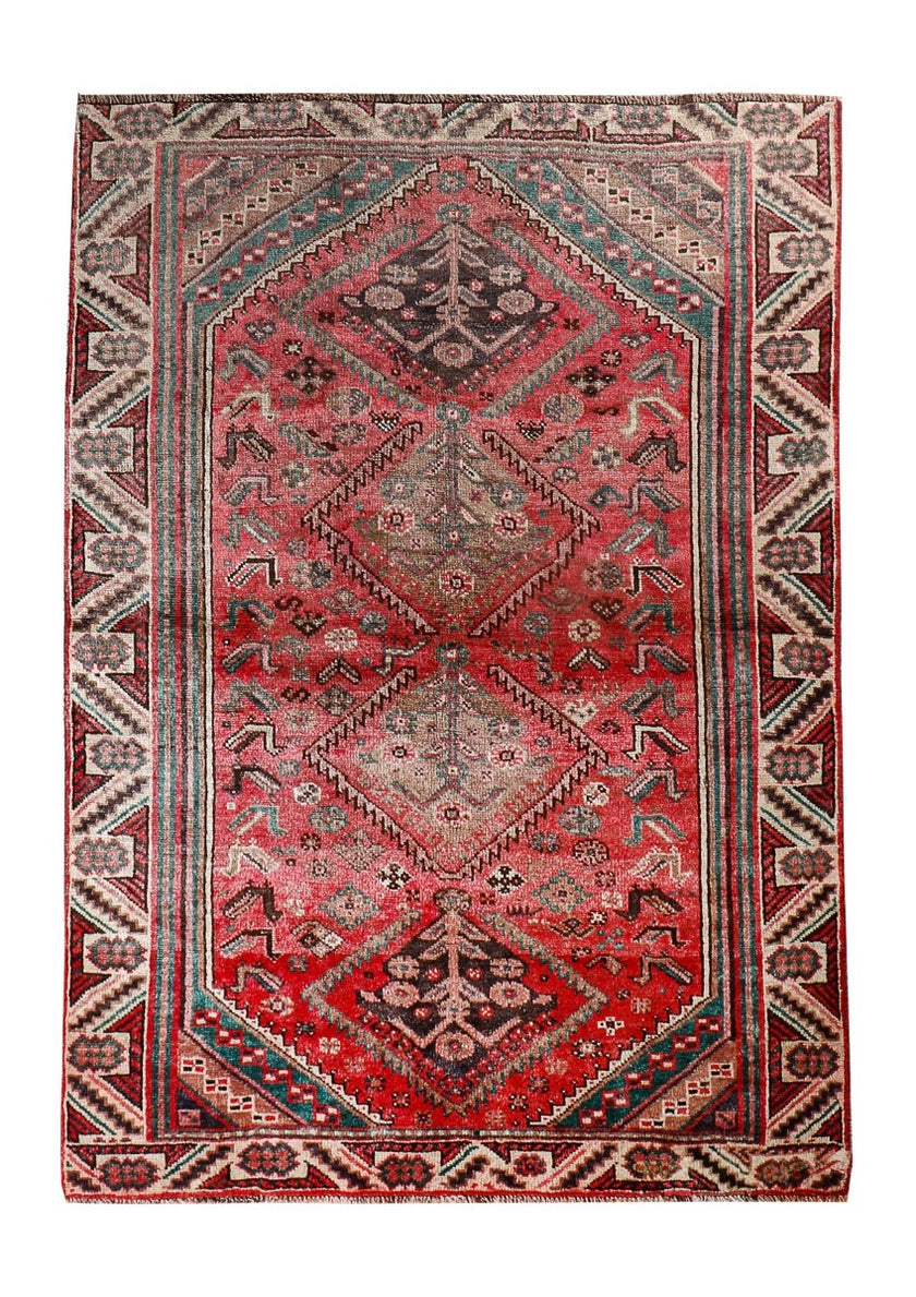 Persian Shiraz Rug | 4' 9” x 6' 9