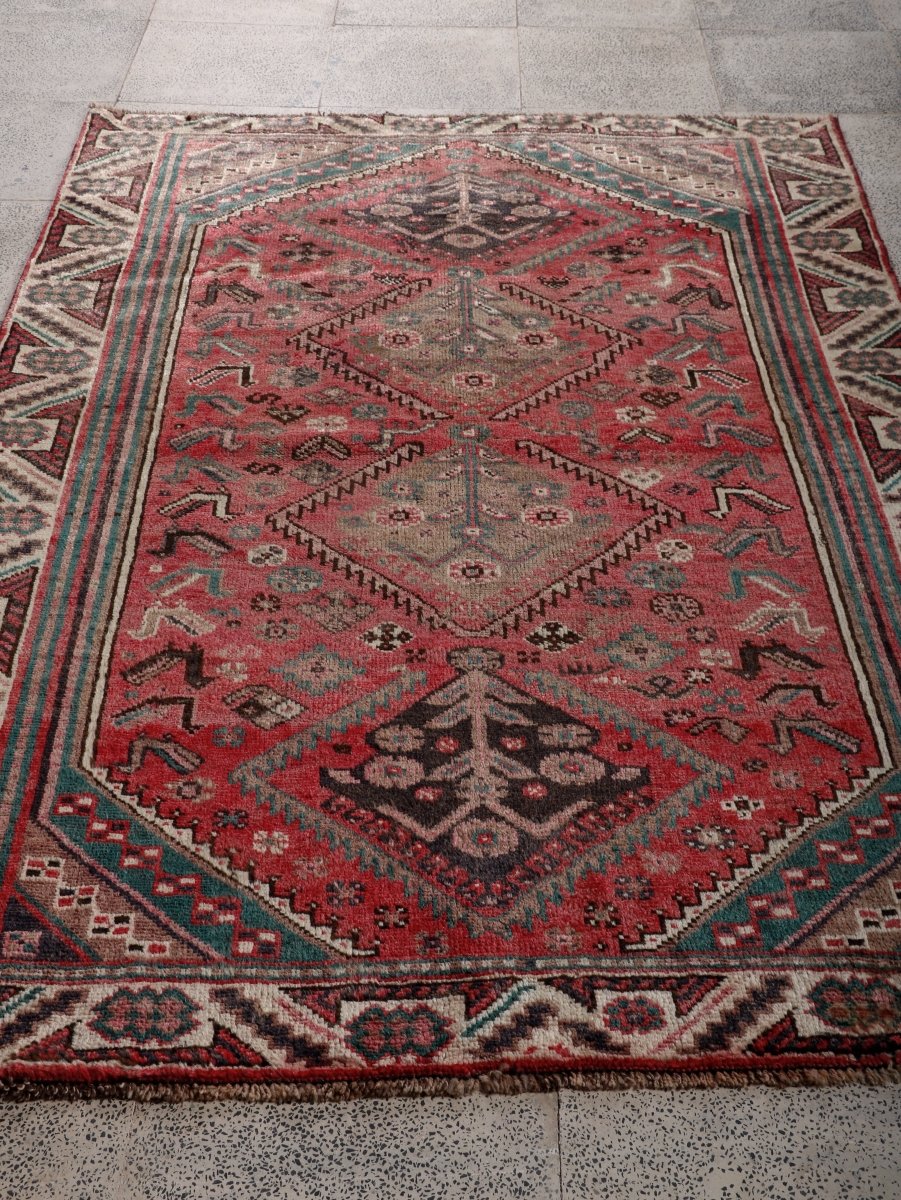 Persian Shiraz Rug | 4' 9” x 6' 9
