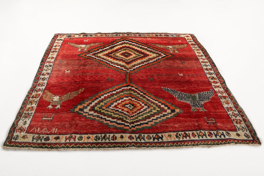 Persian Shiraz Rug | 5' 11