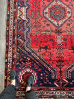 Persian Shiraz Rug | 5' 5