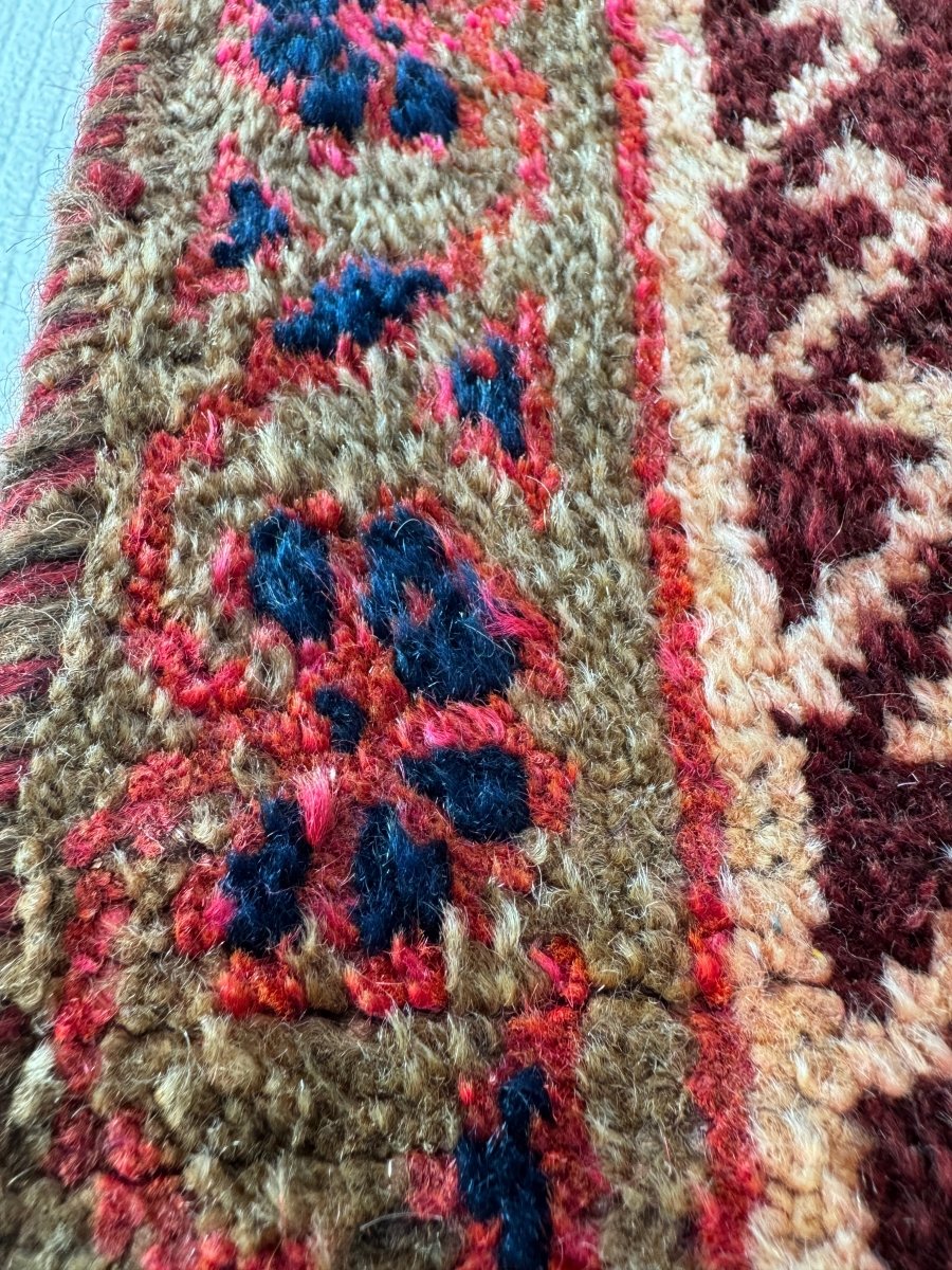 Persian Sirjan Rug | 2' 8