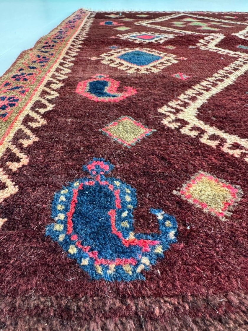 Persian Sirjan Rug | 2' 8