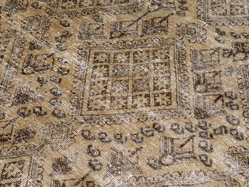 Persian Sirjan Rug | 6' 8” x 9' 11