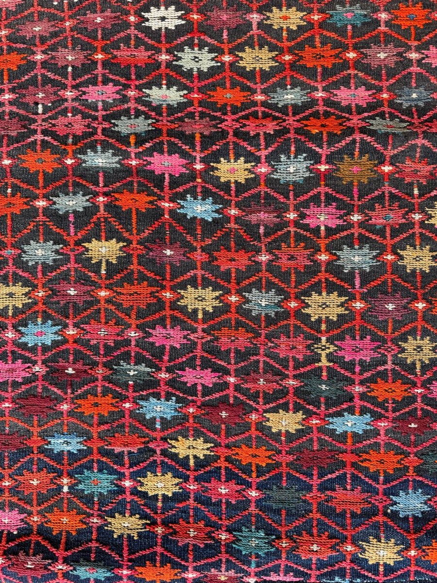 Persian Suzani Kilim | 2' 6
