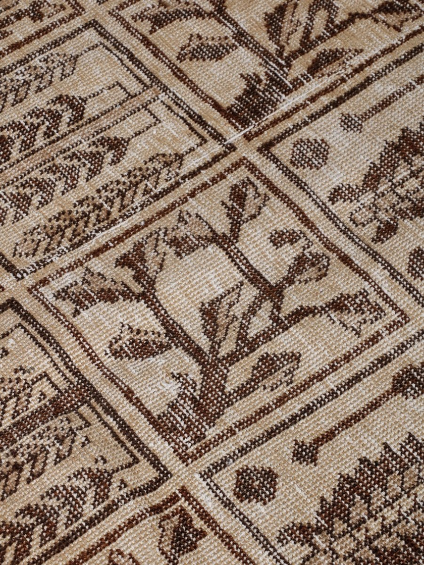 Persian Tabriz Rug | 5' 11” x 8' 10