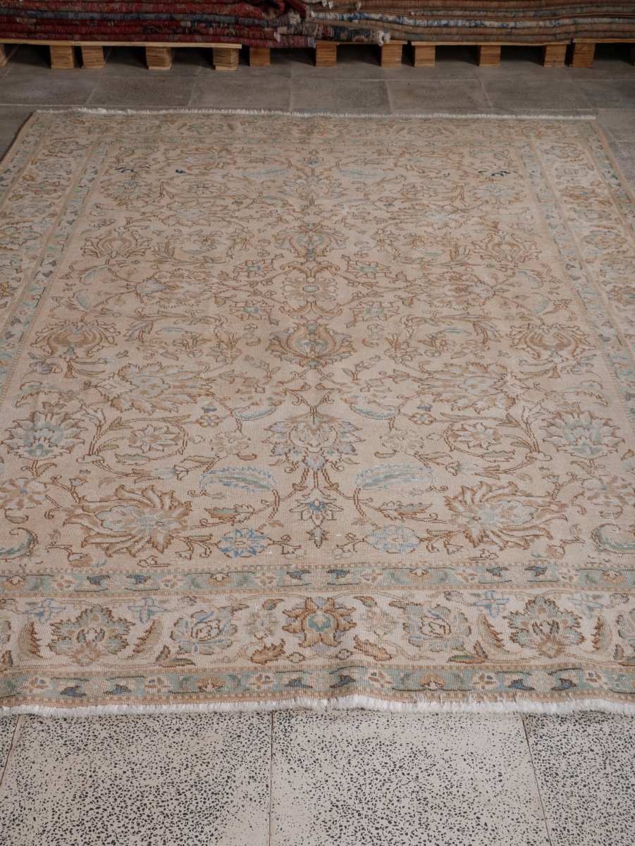 Persian Tabriz Rug | 6' 11” x 10' 1