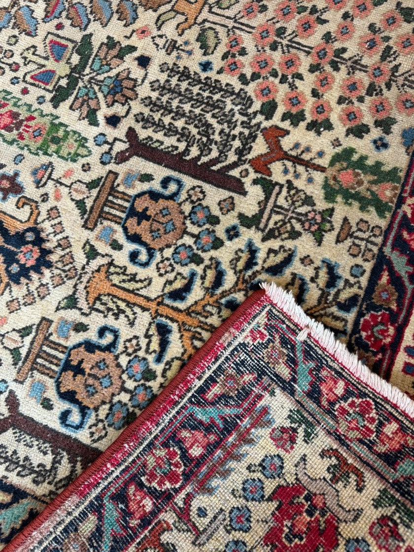 Persian Tabriz Rug | 6' 6