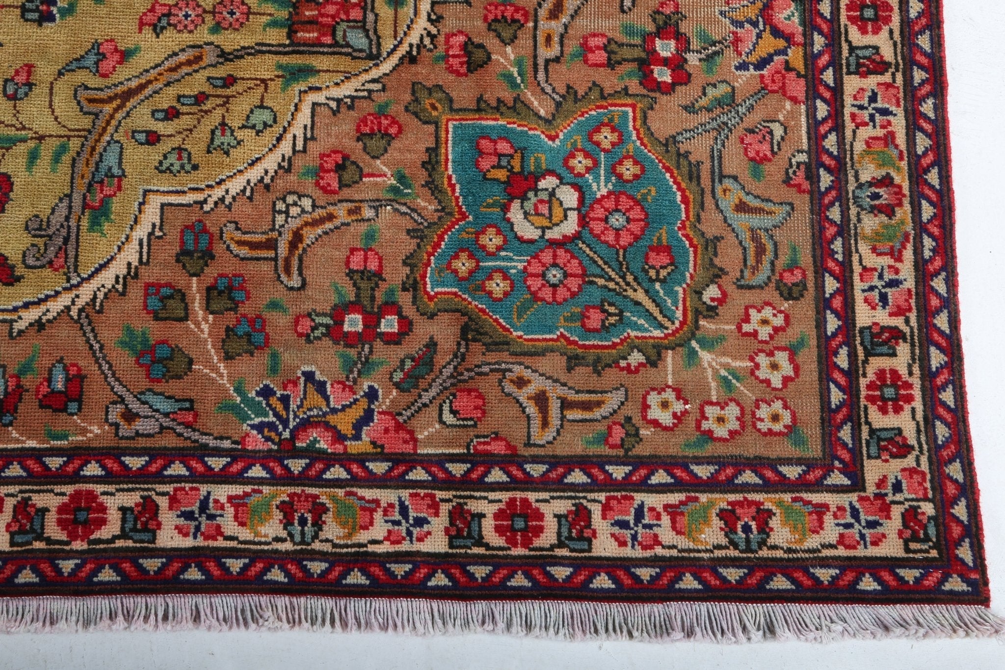 Persian Tabriz Rug | 7' 5