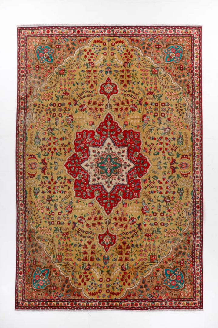 Persian Tabriz Rug | 7' 5