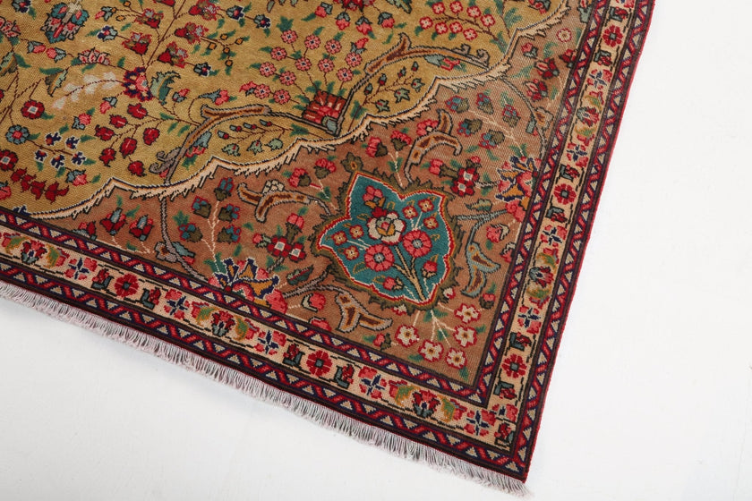 Persian Tabriz Rug | 7' 5