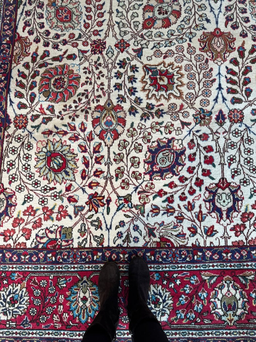Persian Tabriz Rug | 9' 10