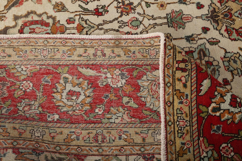 Persian Tabriz Rug | 9' 5