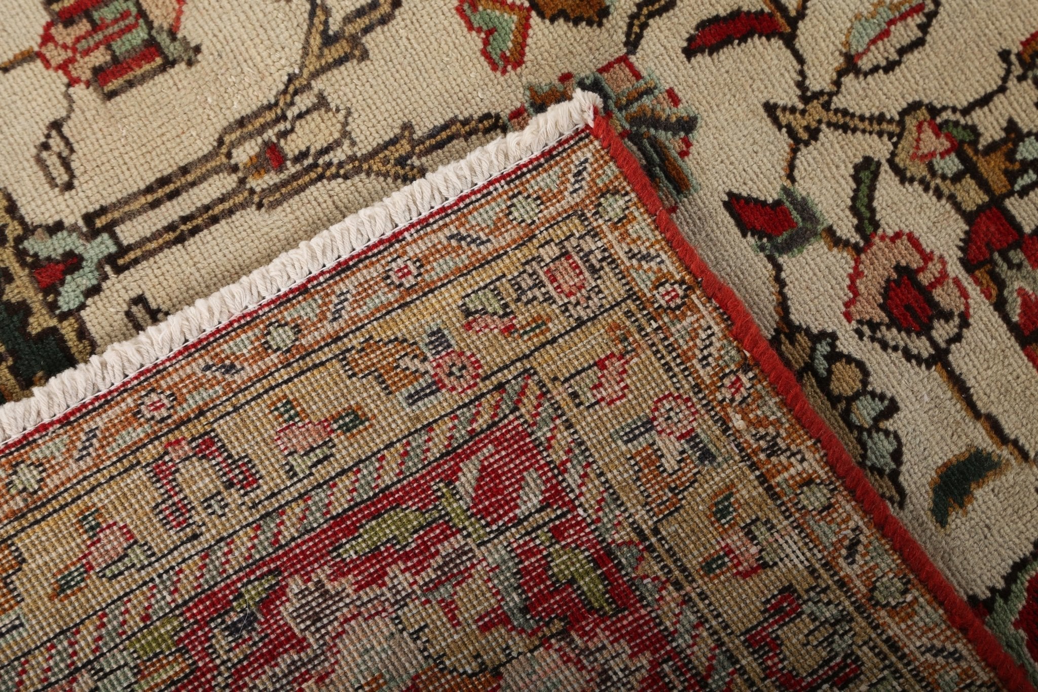 Persian Tabriz Rug | 9' 5