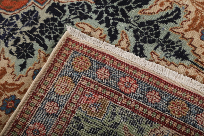 Persian Tabriz Rug | 9' 5