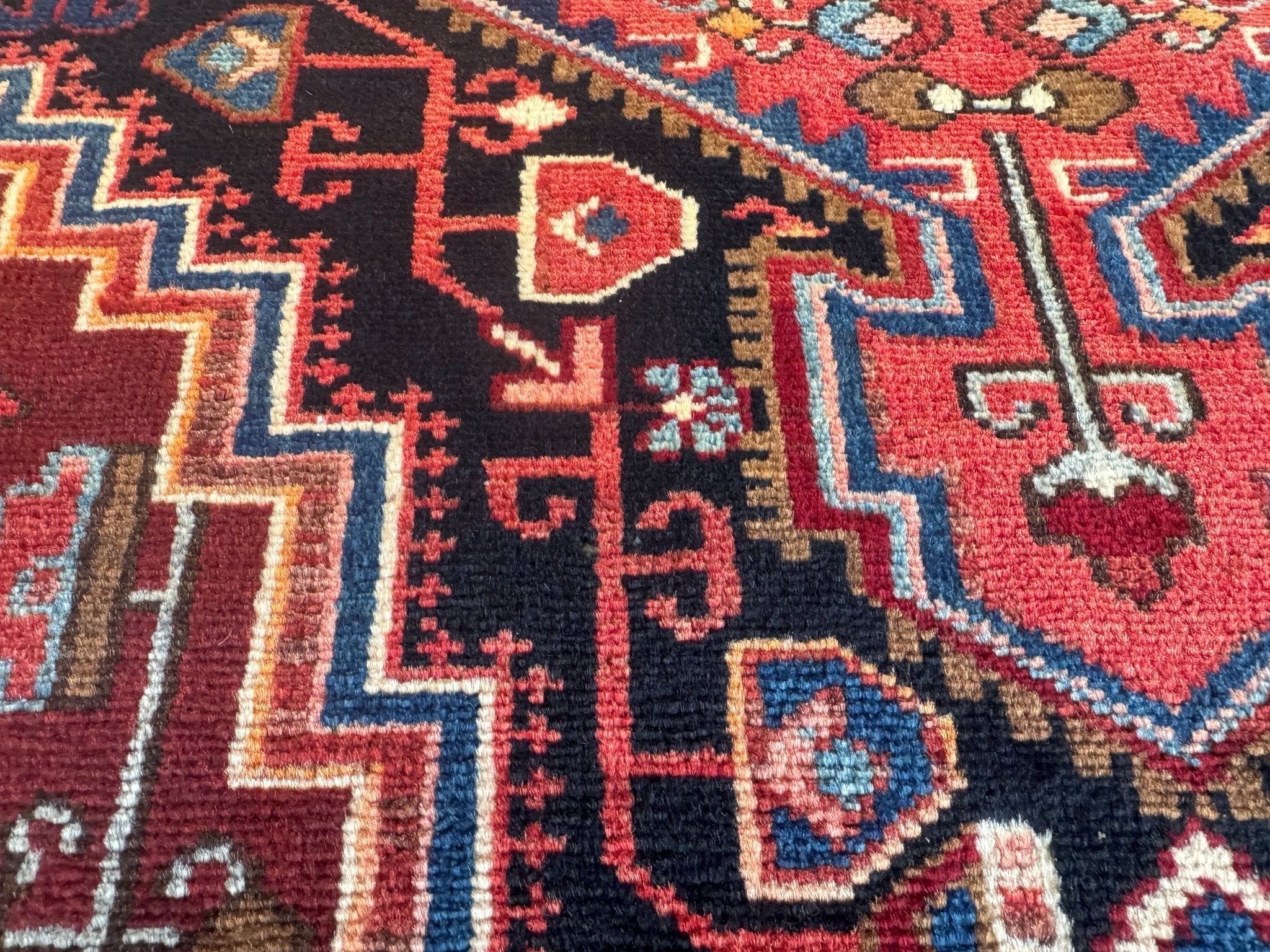 Persian Tuyserkan Rug | 2' 8