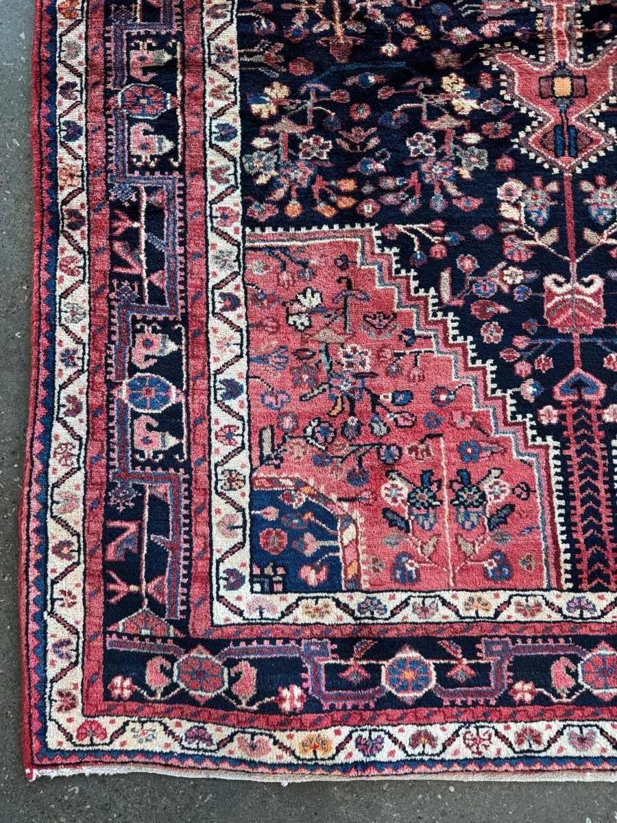 Persian Tuyserkan Rug | 5' 6