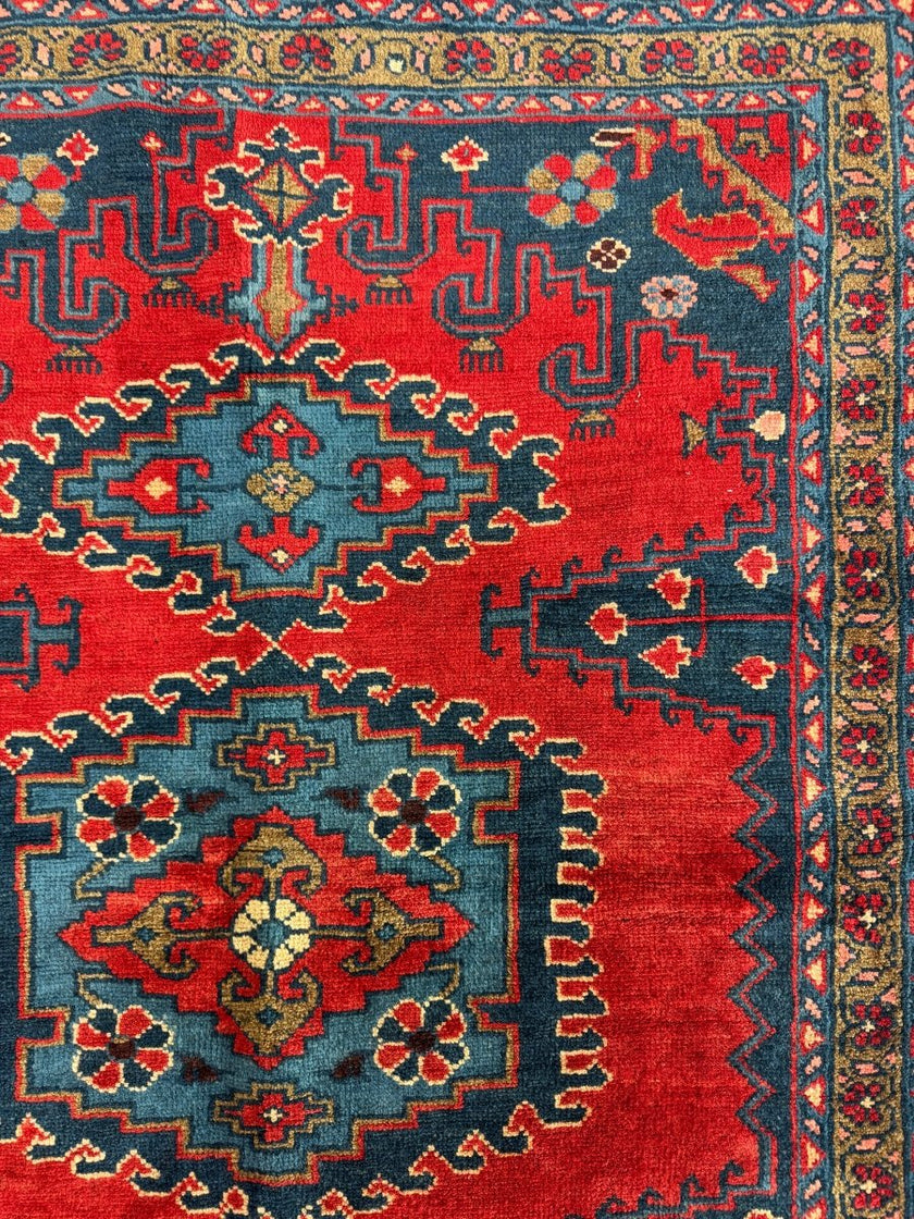 Persian Viss Rug | 3' 7” x 4' 11