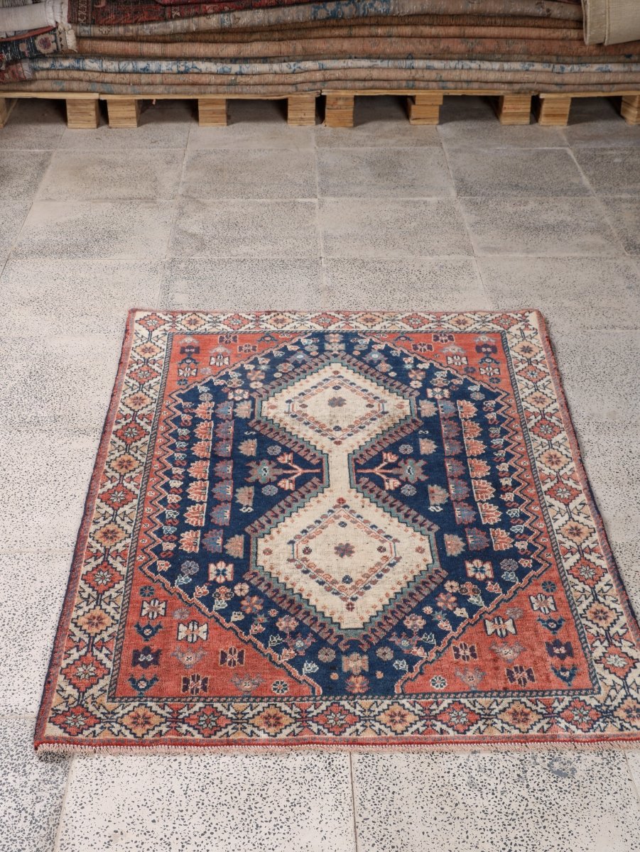 Persian Yalameh Rug | 3' 1” x 4' 6