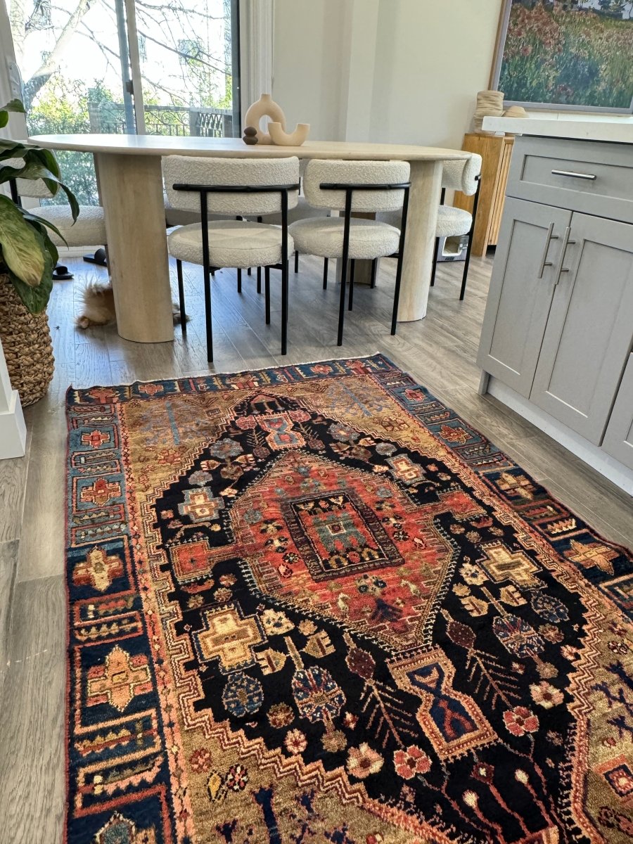 Persian Zanjan Rug | 4' x 6' 5