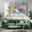 Carte illustrée du Canada avec des animaux, par Carla Daly, pour décoration murale.