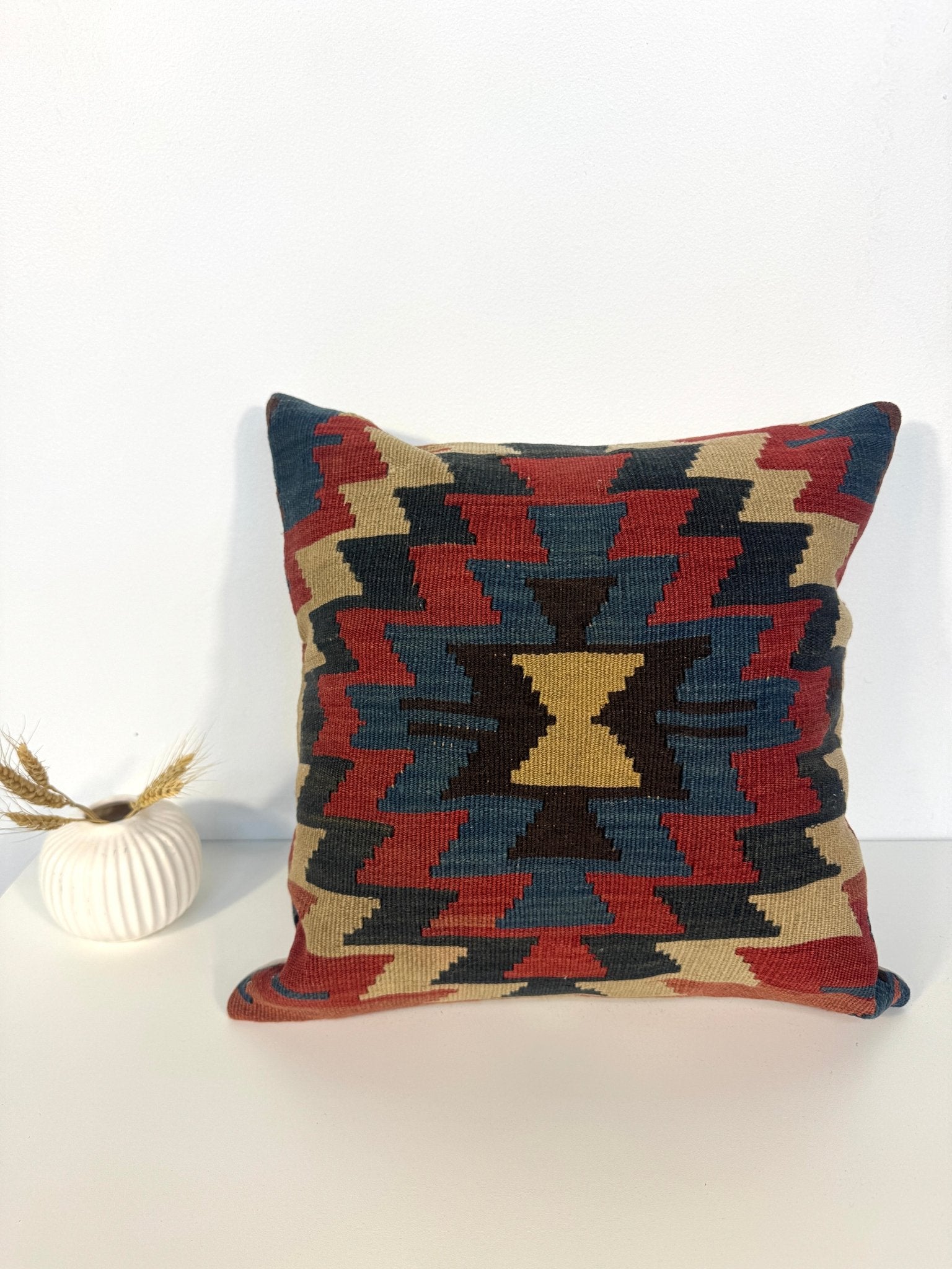 Pillow No. 025 | 16