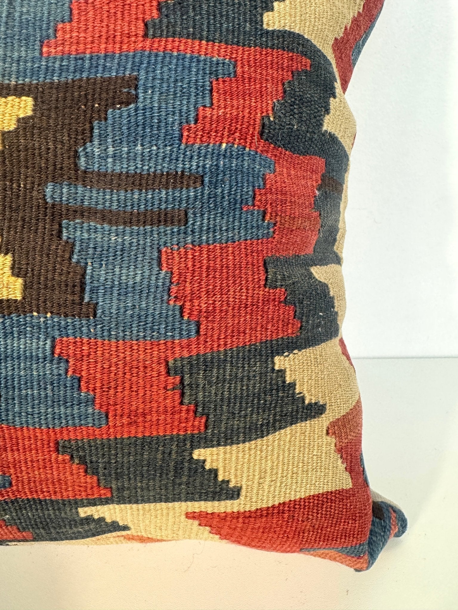 Pillow No. 025 | 16