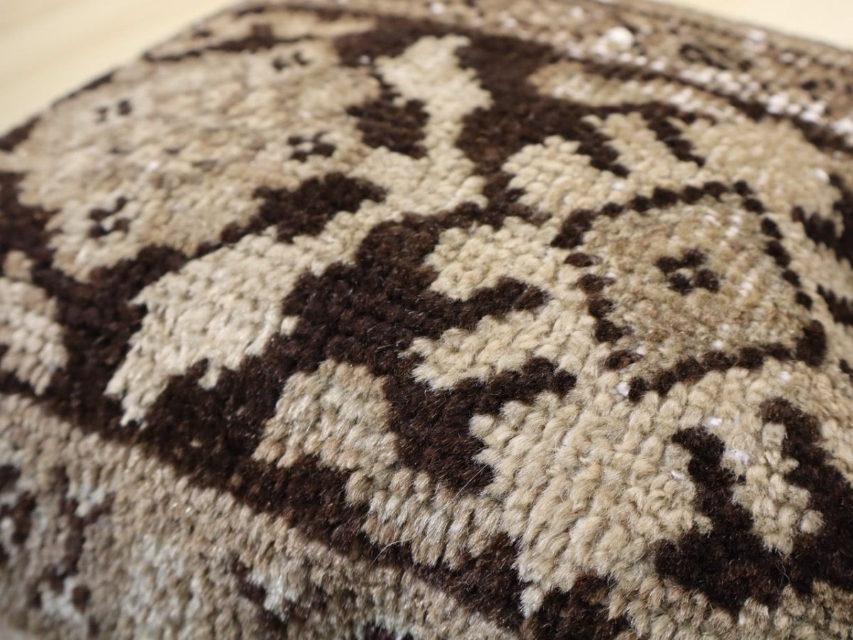Pillow No. 026 | 16