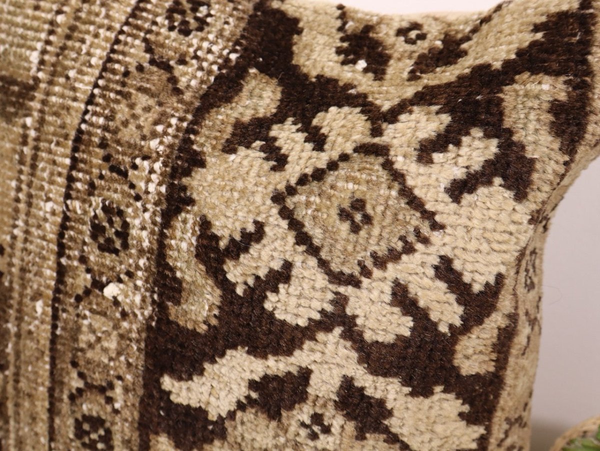 Pillow No. 026 | 16