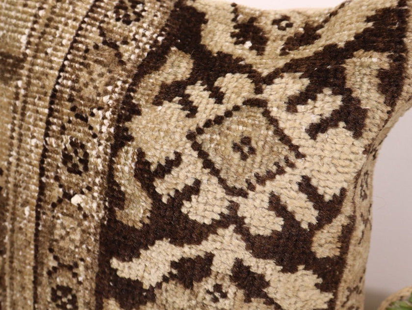 Pillow No. 026 | 16