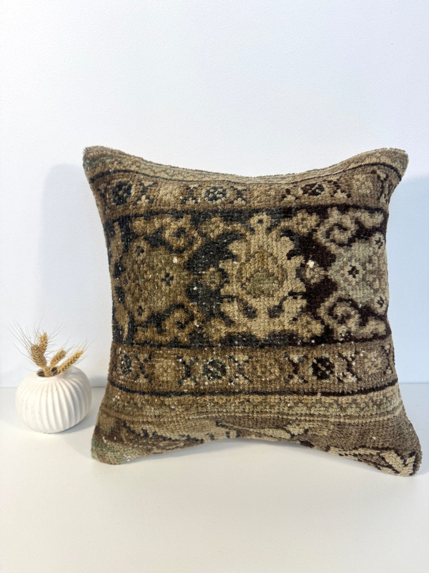 Pillow No. 029 | 16