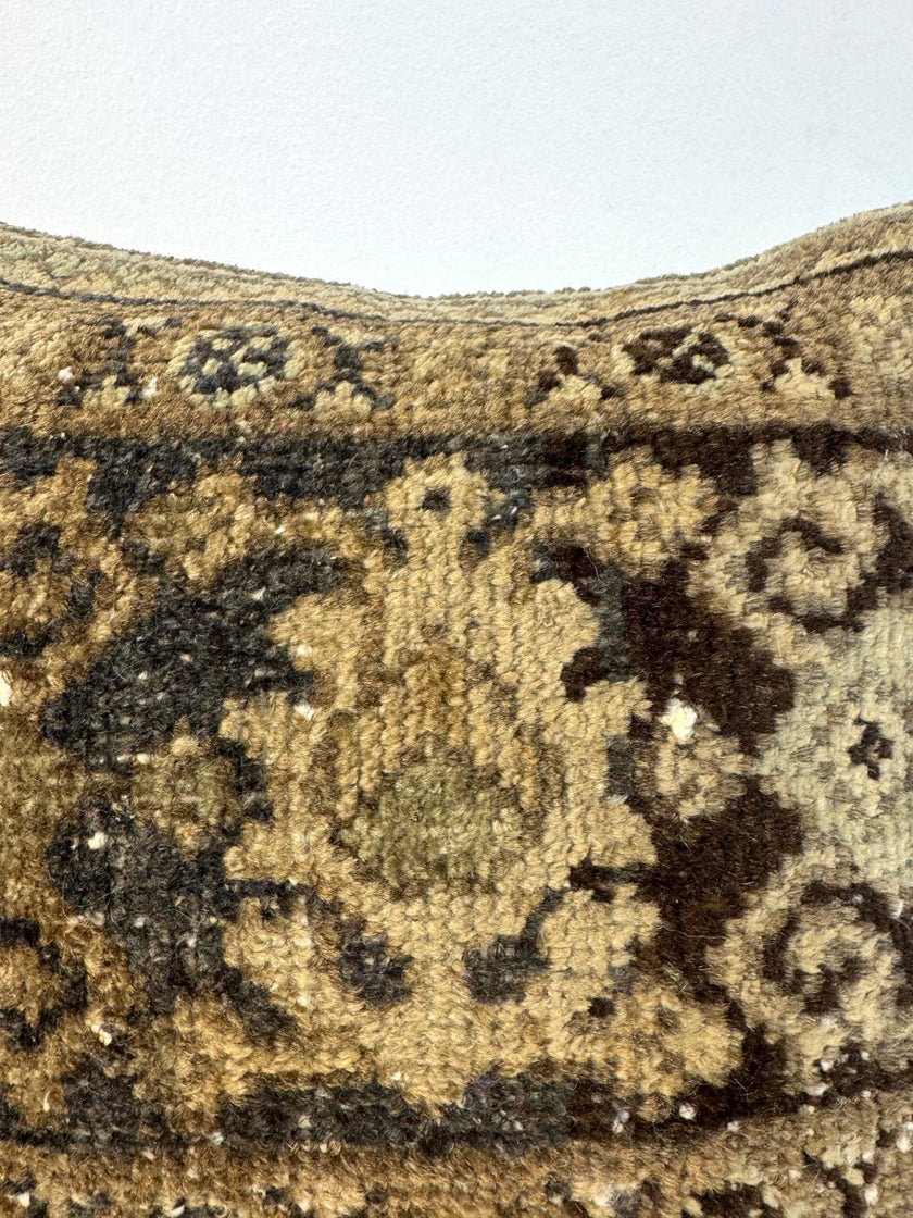 Pillow No. 029 | 16