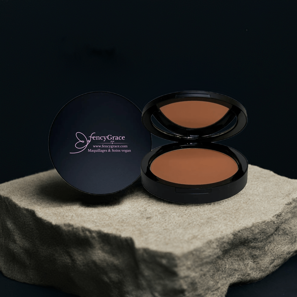 Poudre Compacte 100% Végane Anne 133 – Fini Naturel | FencyGrace