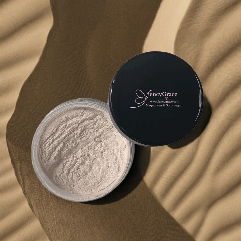 Poudre de Finition Vegan FencyGrace – Matifiante, Lissante & Longue Tenue