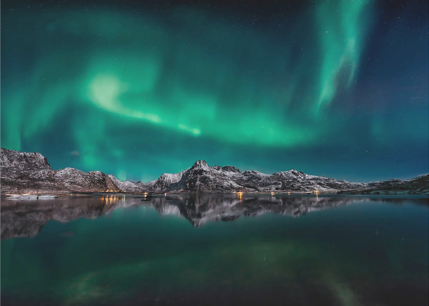 Réflexion de l'aurore boréale des Lofoten