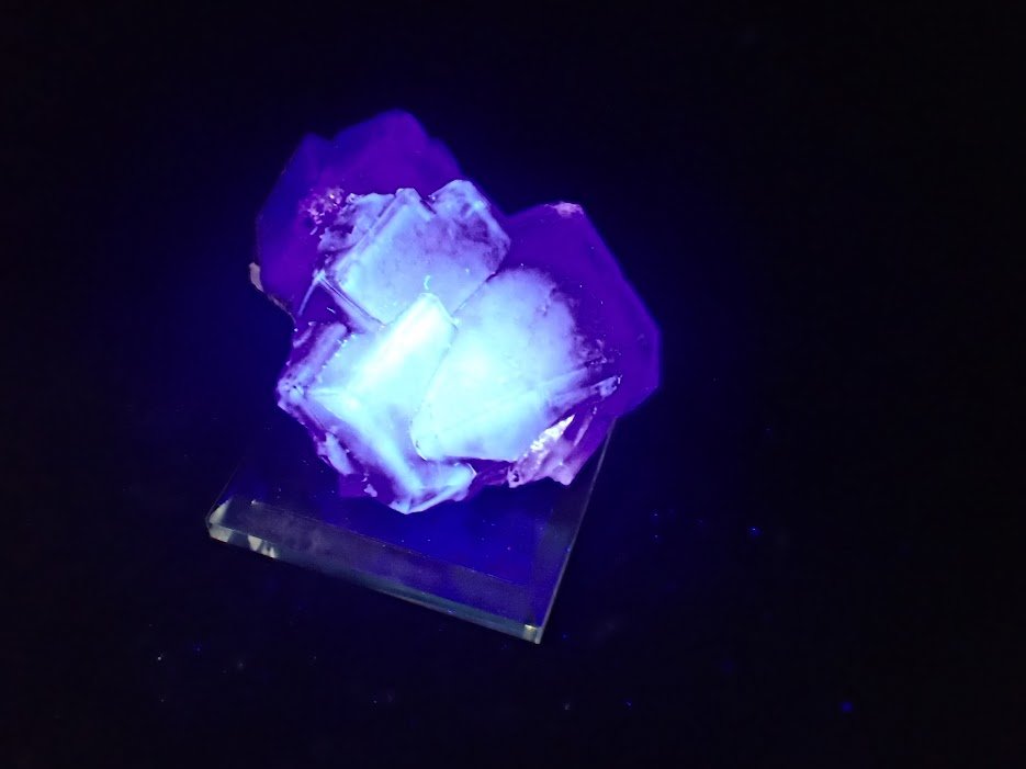 Purple Fluorite with Quartz and Mica – YGX Mine, China