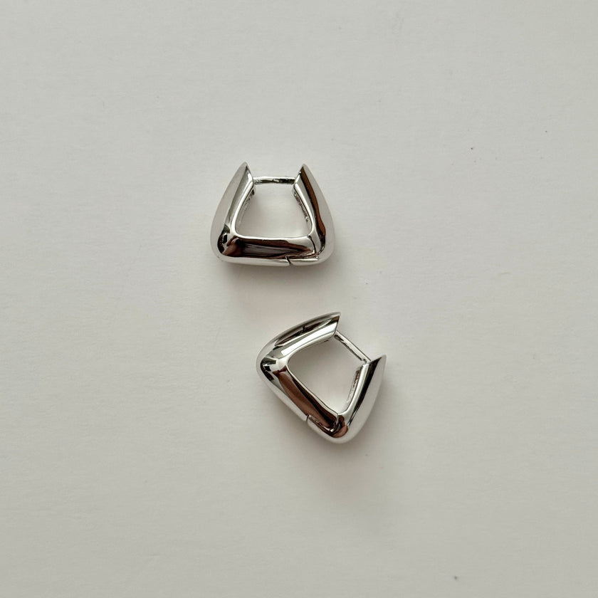 Pyramid Hoops- Small Silver