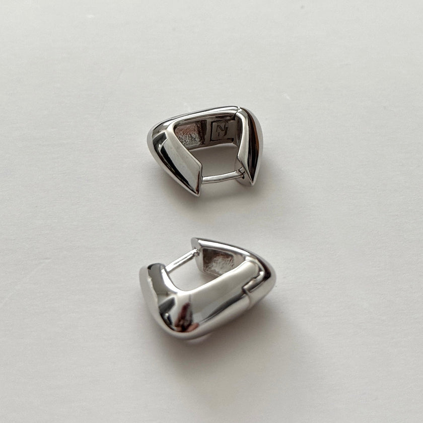 Pyramid Hoops- Small Silver