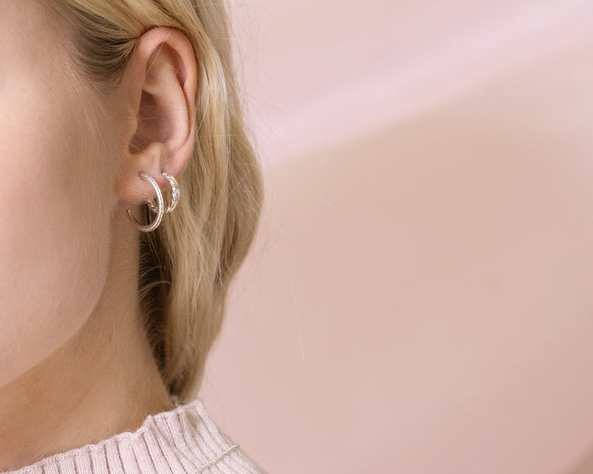 boucles d'oreilles anneaux avec perles