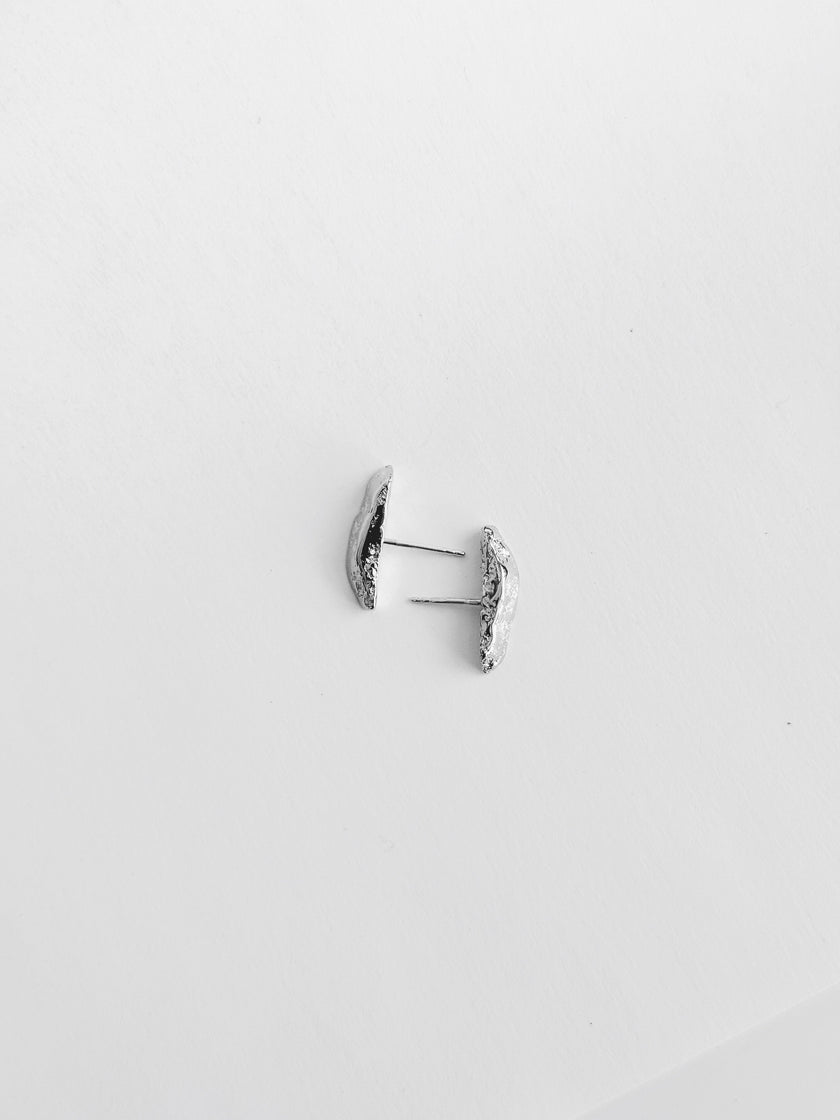 Rise – Boucles d’oreille montantes faites à la main
