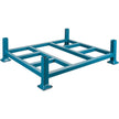 Rangements empilables, 122 cm (L) x 122 cm (P), capacité de 1814 kg.