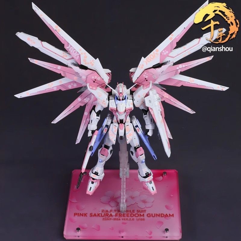 Bandai MG 1/100 Freedom Gundam 2.0 Custom Sakura Macaron Painted