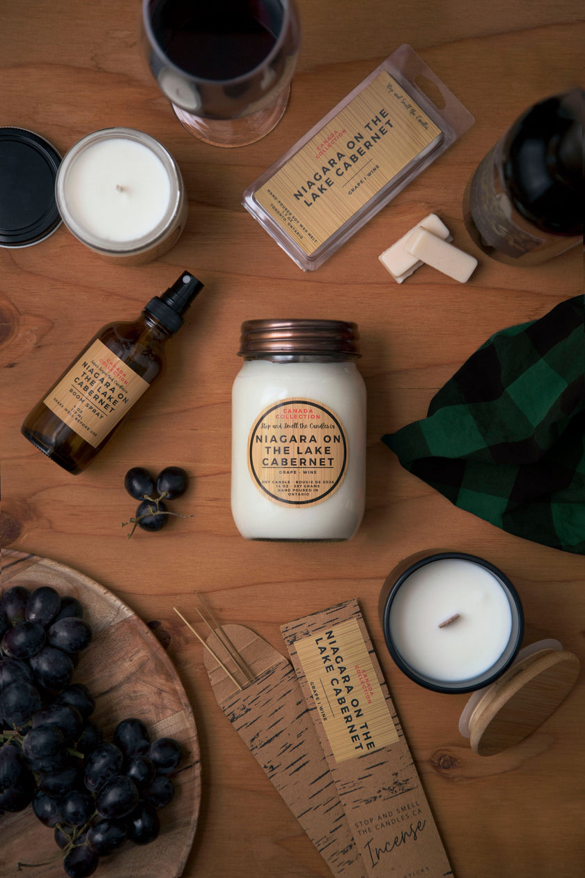 Niagara on the lake cabernet: wood wick candle