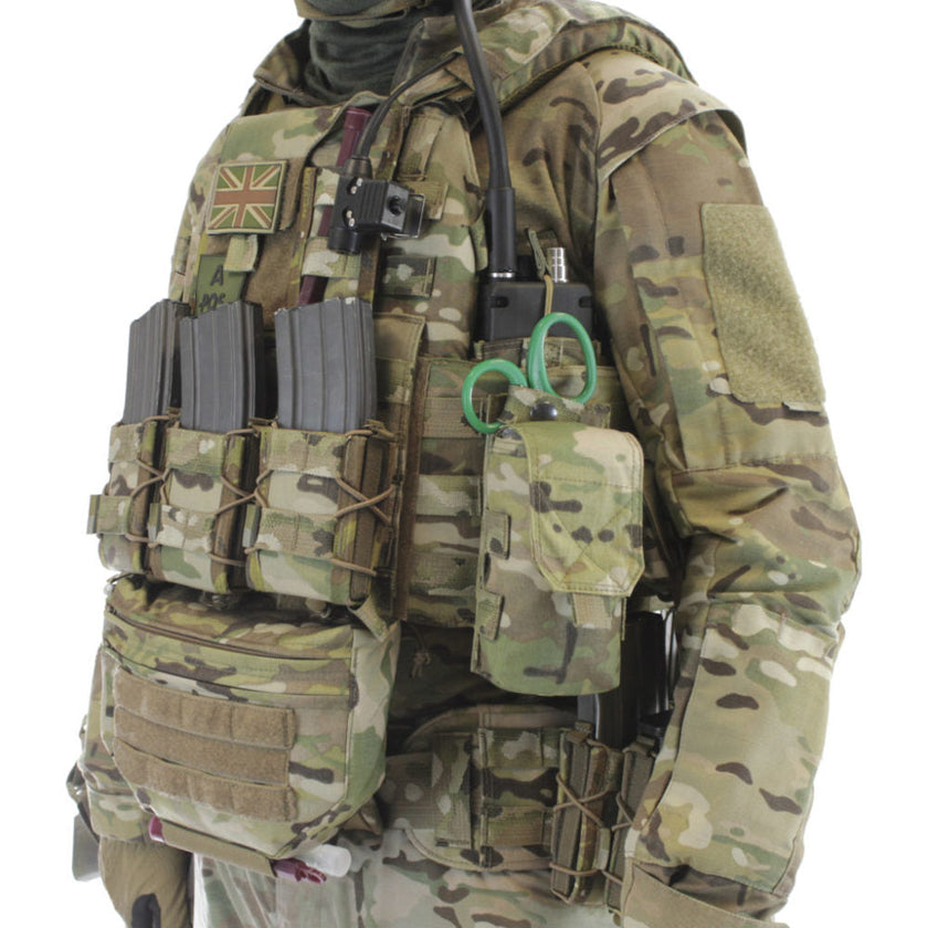 Drop down velcro utility pouch