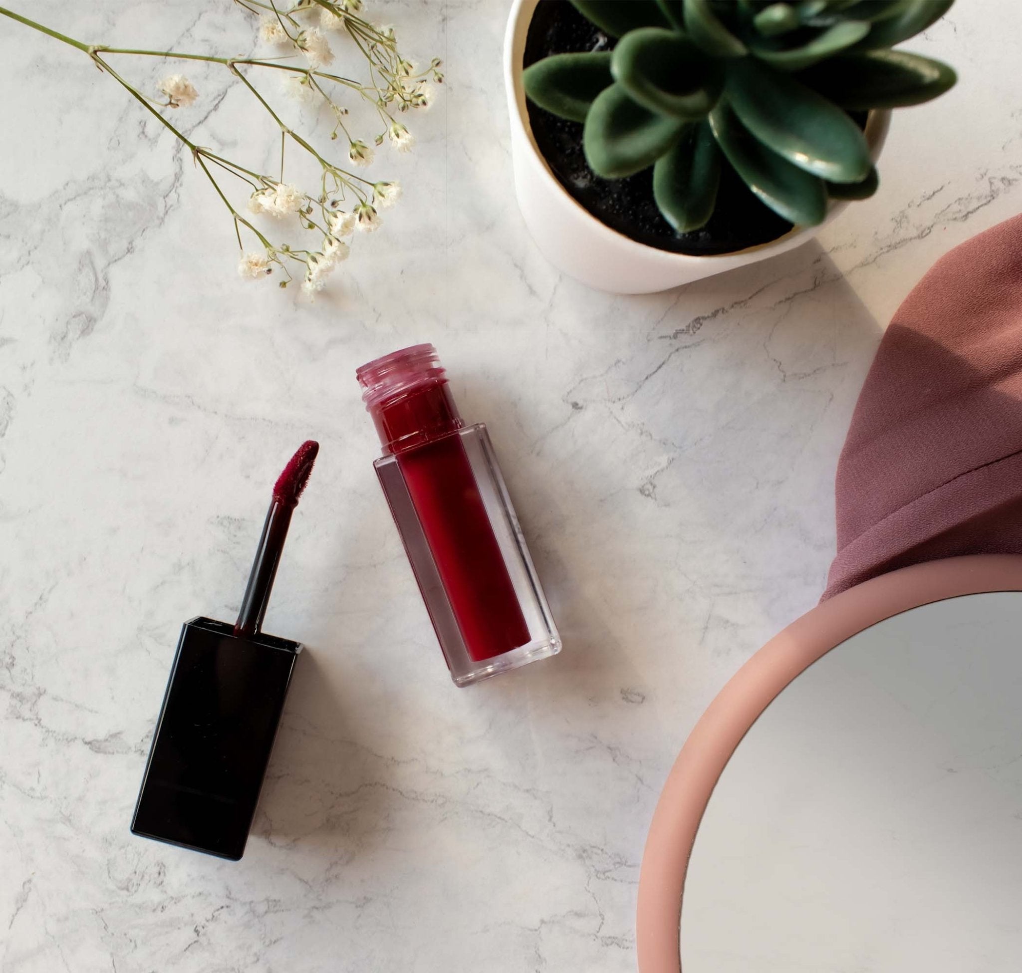 Matte Lip Stain True 77- Rouge à Lèvres Vegan Longue Tenue | FencyGrace