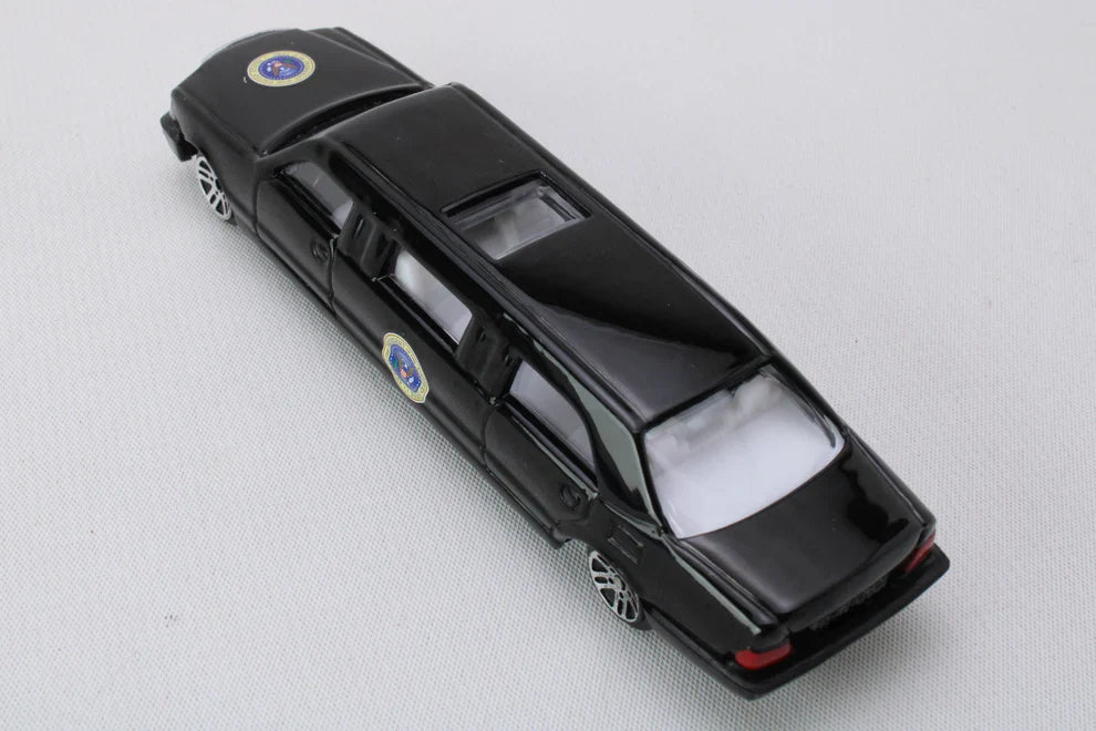 Daron - Presidential Limo