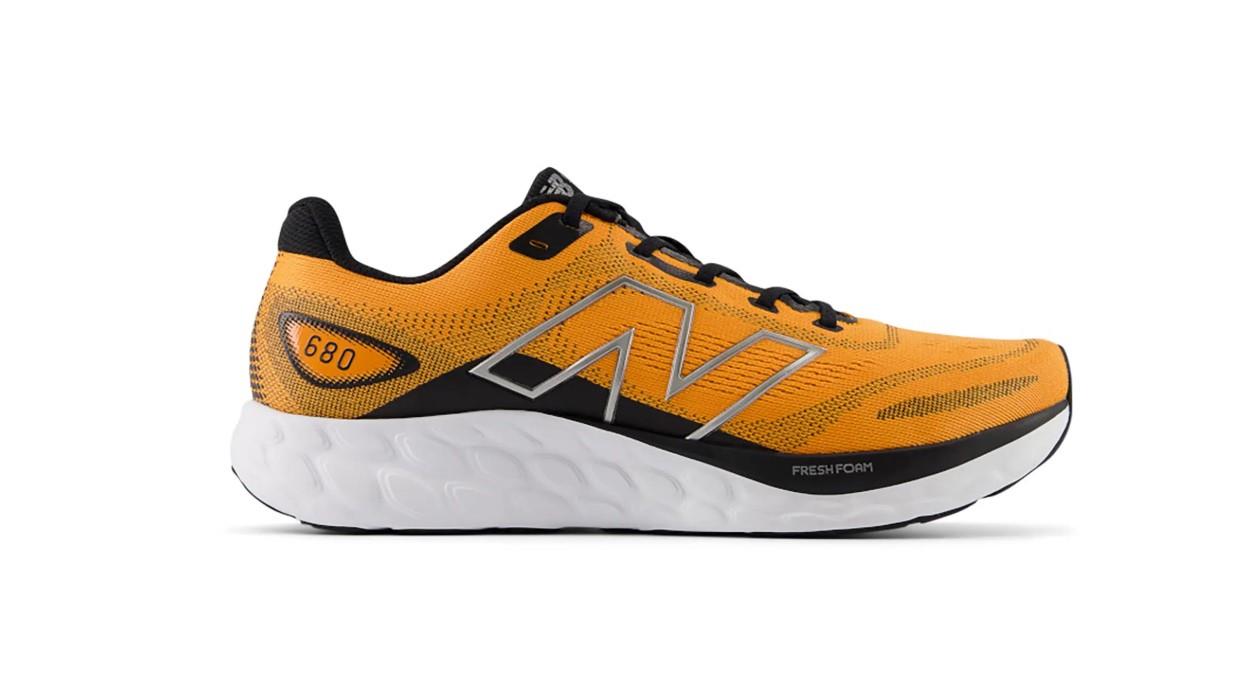 New Balance Fresh Foam 680 V8 - Mens Running Shoes