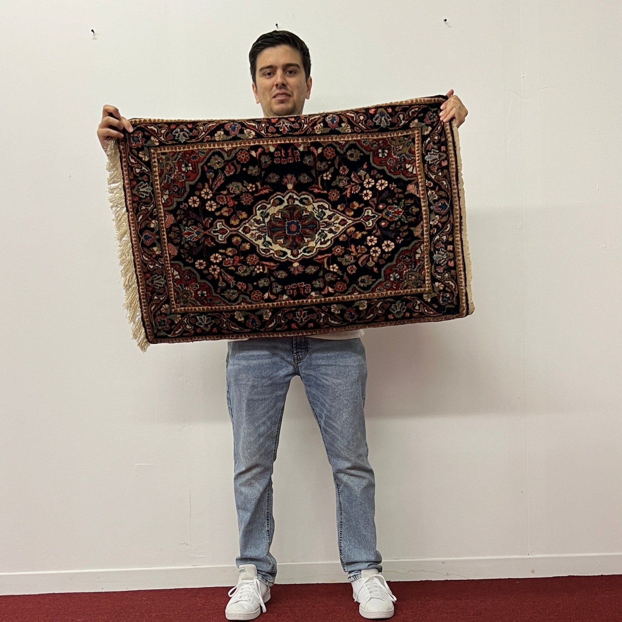 Sarouk | 3' 8