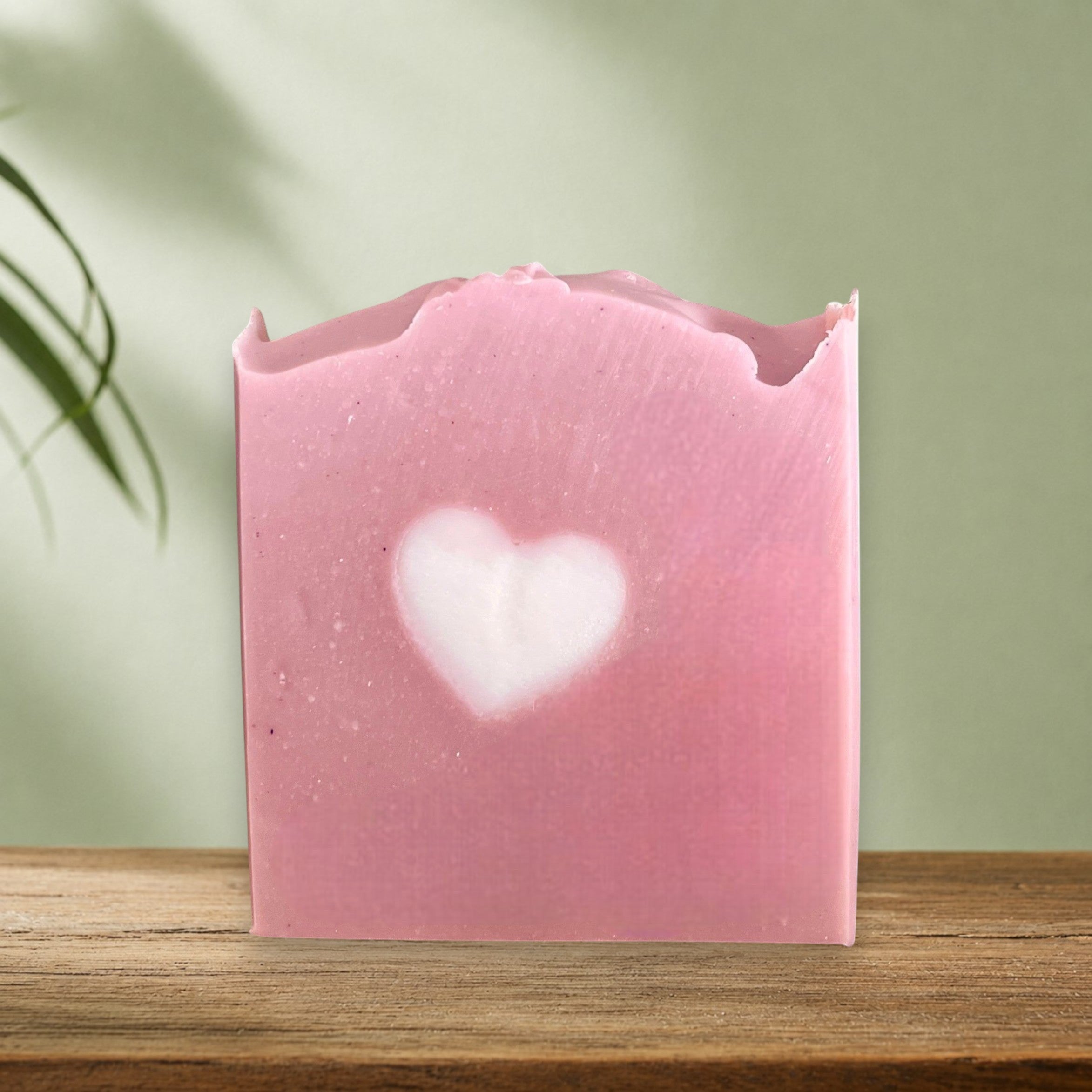 Savon à l'argile rose FRIDA karité et pois senteur