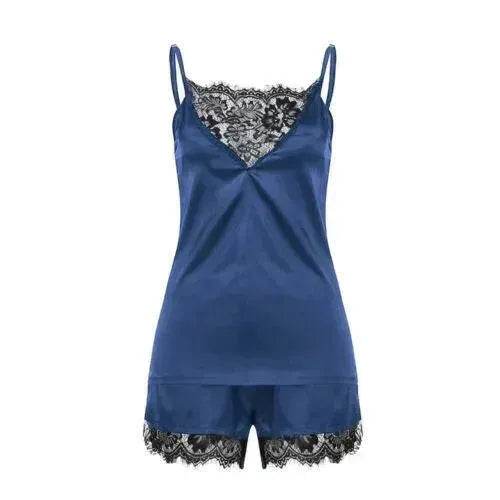 Charming lace lingerie set